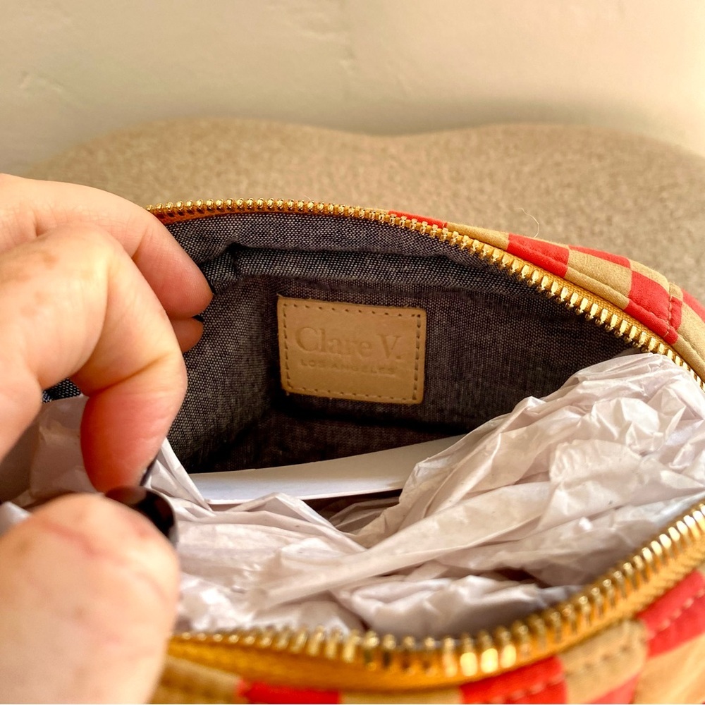 NWT Clare V. Lucie Checker Quilted Crossbody Bag, cute, perfect for necessities! - Picture 4 of 4